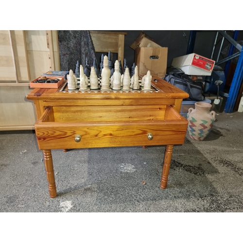 227 - Vintage Pine Chess Table with chess / draughts pieces, 3 section need to be reglued.