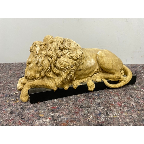 2 - A pair of vintage Canova Lions from reconstituted stone - The Revival Art company approx 32cm A/F (S... 