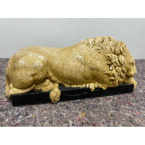 2 - A pair of vintage Canova Lions from reconstituted stone - The Revival Art company approx 32cm A/F (S... 