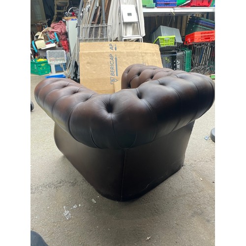 190 - Vintage Brown Chesterfield Buttoned Club Chair - no feet -