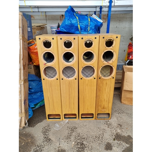 412 - 4 Like new Oak Tall Speaker Housing cabinets 20cm x 33 x 103cm