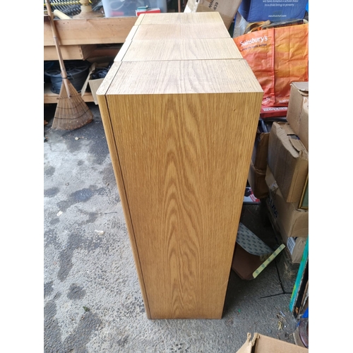 412 - 4 Like new Oak Tall Speaker Housing cabinets 20cm x 33 x 103cm