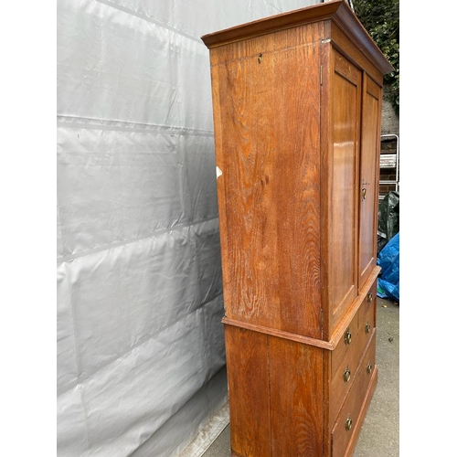 330 - Large Edwardian Oak Line Press Cupboard over 4 Drawers - 117cm x 48cm x 198cm