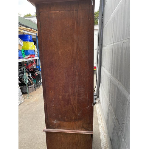 330 - Large Edwardian Oak Line Press Cupboard over 4 Drawers - 117cm x 48cm x 198cm