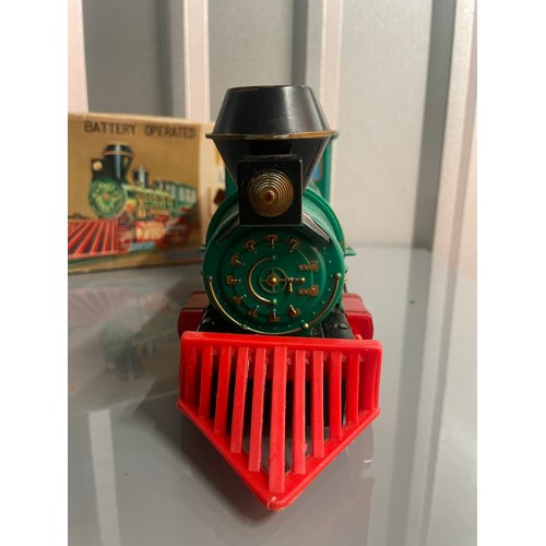 20 - 1960's Marx Battery Operated Whistling Lighted piston Locomotive in original box - untested (slight ... 