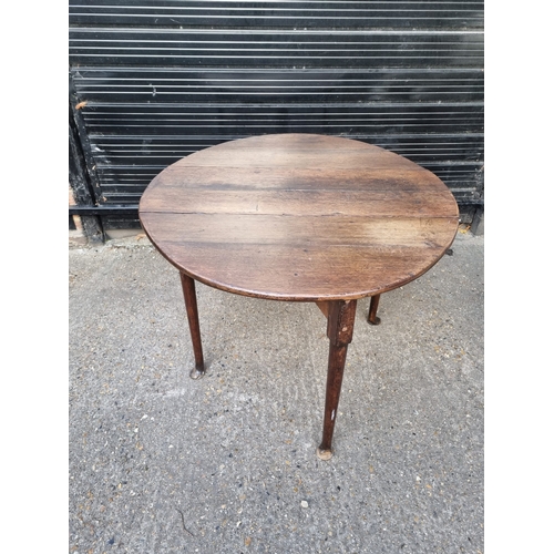 361 - 19th Century Oak Drop Leaf Table on pad feet - 1 foot A/F 107CM