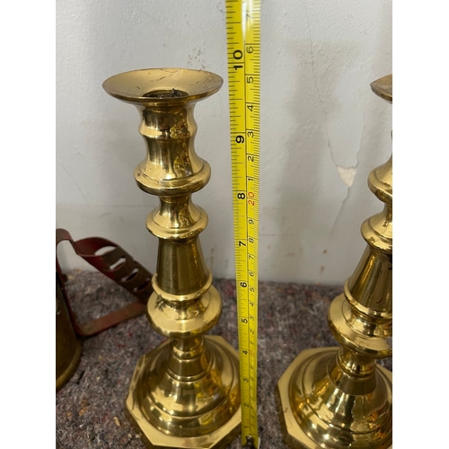 23 - Collection of vintage brass items inc alluvium engineered candlesticks, Veritas Picnic Stive