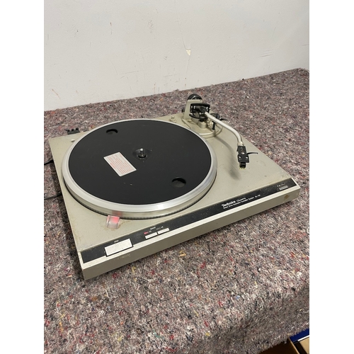 46 - Technics SL Q2 Turntable - Working