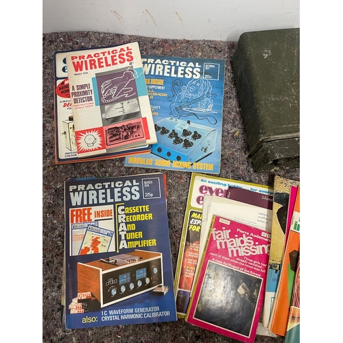 52 - Collection of vintage wireless magazines + valves and others