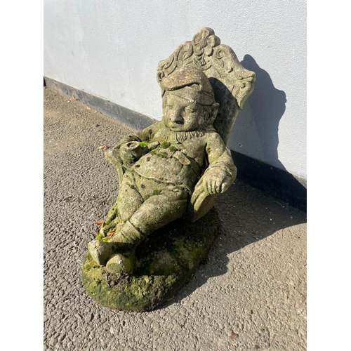 385 - Collection of various garden ornaments