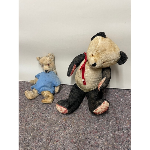 155 - Two vintage teddies