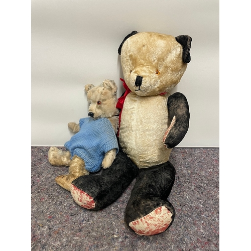 155 - Two vintage teddies