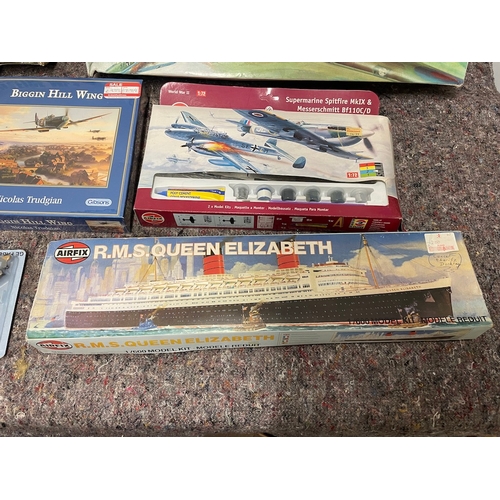 176 - Collection of Air Fix model planes, models / board games + others all appear complete and unused but... 