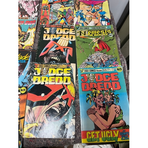 197 - Collection of 1980's 2000AD Judge Dreed + others comics