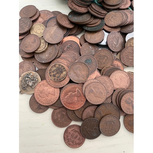 203 - Collection of mid 20th century English coins