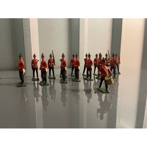 21a - Vintage Britains Lead Toy Soldiers x 16 played with A/F defects on majority