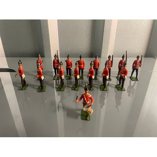 21a - Vintage Britains Lead Toy Soldiers x 16 played with A/F defects on majority