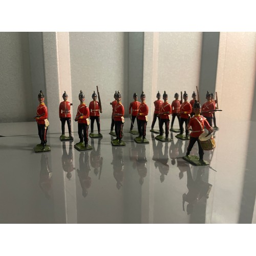 21a - Vintage Britains Lead Toy Soldiers x 16 played with A/F defects on majority