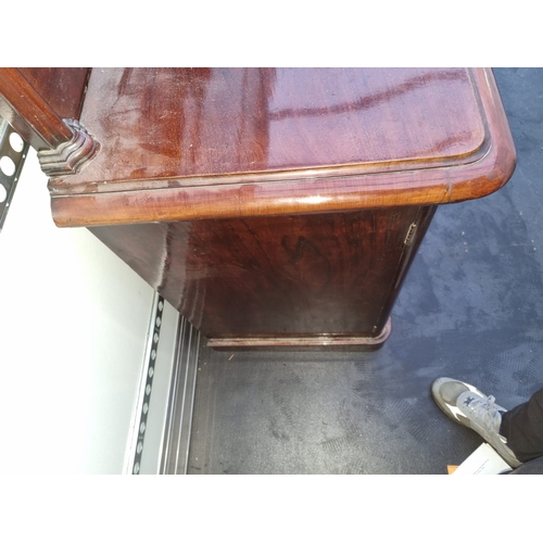 475 - 19th century mahogany credenza / sideboard - 164cm x 61cm x 150cm