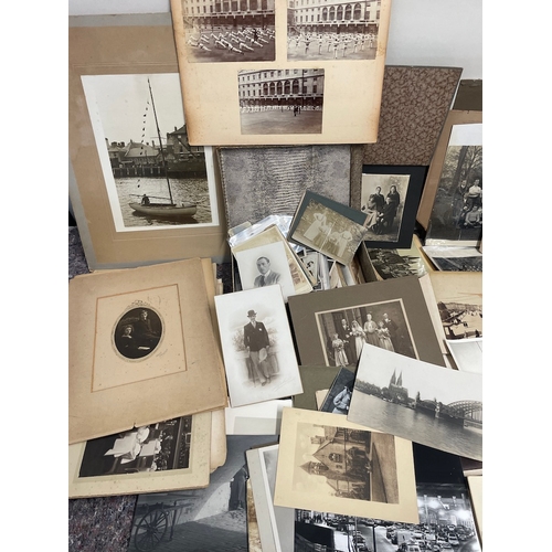 18 - Large Collection of mainly Black & White / Sepia Photographs c1900-1950's Social History / Locations... 