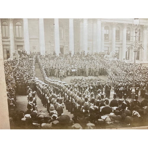 18 - Large Collection of mainly Black & White / Sepia Photographs c1900-1950's Social History / Locations... 