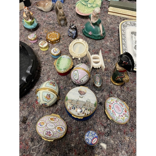 41 - Collection of various sundry collectables / ornaments etc