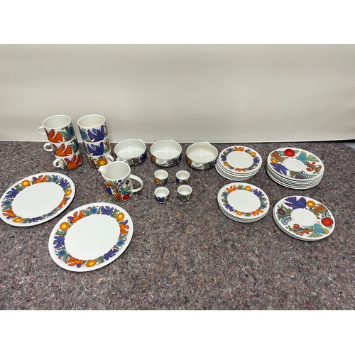 47 - Vintage Villeroy & Boch Acapulco Pattern Service