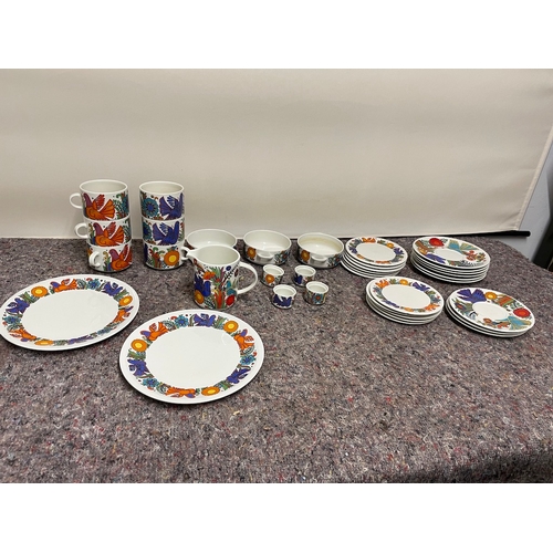 47 - Vintage Villeroy & Boch Acapulco Pattern Service