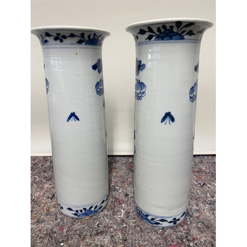 70 - Collection of antique / vintage blue and white ceramic vases / jug