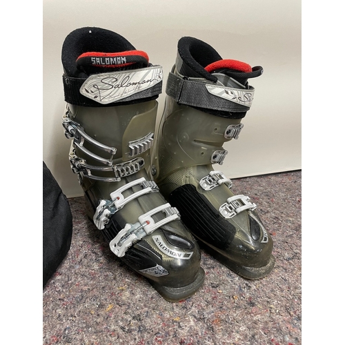 86 - Salomon Custom Shield Ski boots