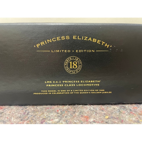 95 - Hornby Limited Edition Princess Elizabeth LMS 4-6-2 Princess Class Locomotive 18ct gold plated numbe... 