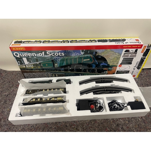 99 - Hornby Queen of Scots Electric Train Set R1024 - Excellent condition