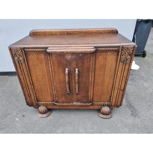 149 - Vintage 1930's Oak Sideboard - 121cm x 96cm x 48cm