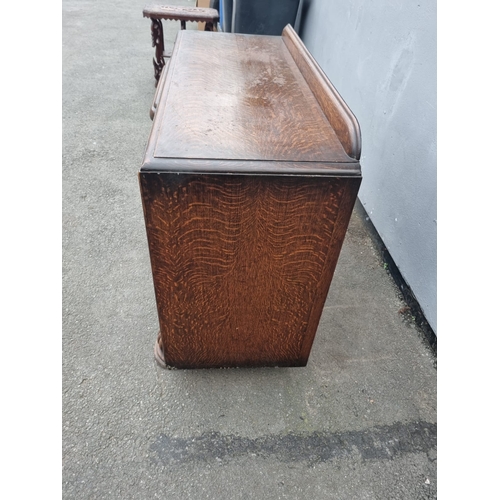 149 - Vintage 1930's Oak Sideboard - 121cm x 96cm x 48cm