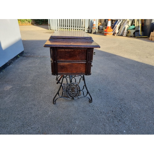 156 - Antique Iron Base Singer Sewing table & Machine