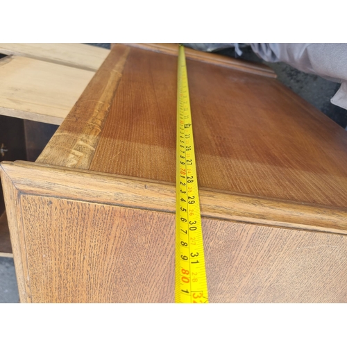 179 - Early 20th century Oak desk - 116cm x 75cm x 48cm - in good order