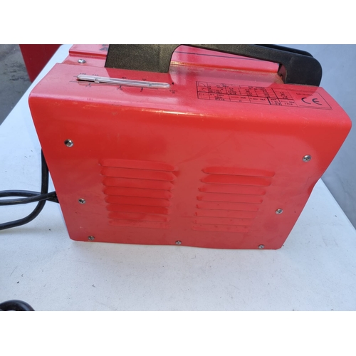 397 - Wolf Power Arc 130 welder - untested but advised working