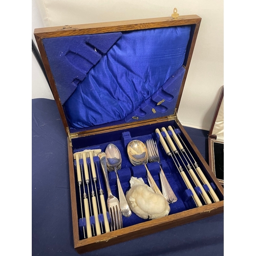 75 - Collection of Silver plated cutlery sets / flatware