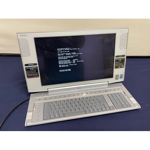 115 - Sony PCV W2 Computer