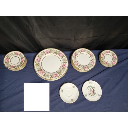 18 - Royal Worcester Plates 