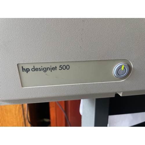 540 - HP Designjet 500 on stand