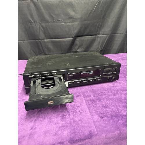 17 - Denon CD Player DCD 560