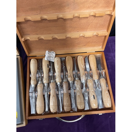 72 - New in box Record Marples Hand Forged Chisels + other in display case