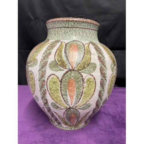 128 - Vintage 1960's Denby Vase by Glyn Colledge - 23cm x 18cm