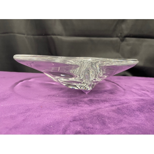 133 - Vintage French Daum Art Crystal Bowl - 28cm x 8cm