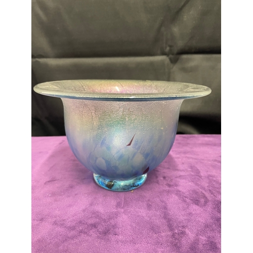 134 - Studio Art Glass Vase + 4 artless birds