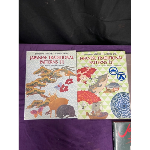 165 - Collection of oriental reference books Two Volumes of Japanese Traditional Patterns - Motoji Niwa , ... 