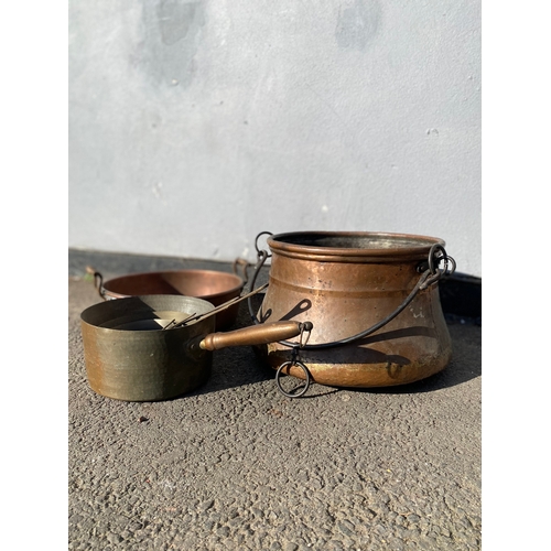 308 - Vintage Copper cooking Pots / Cauldron