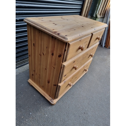 370 - Solid Pine 2 over 2 chest of drawers 48cm x 88cm x 92cm