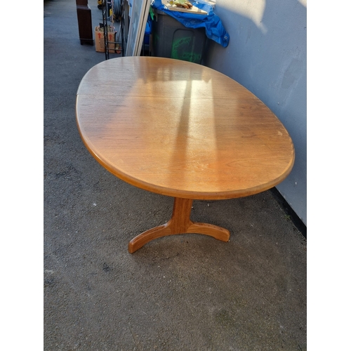 382 - Mid Century Teak Oval Extendable Dining Table